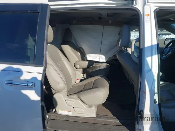 2016 Toyota Sienna XLE Premium