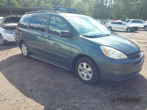2005 Toyota Sienna CE