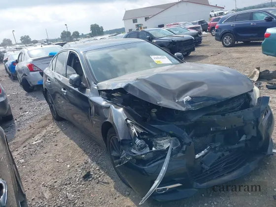 2015 Infiniti Q50 Premium