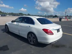 2015 Mercedes-Benz C 300