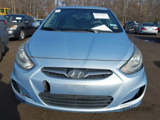 2013 Hyundai Accent SE
