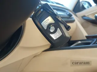 2013 BMW 3 Series 320i