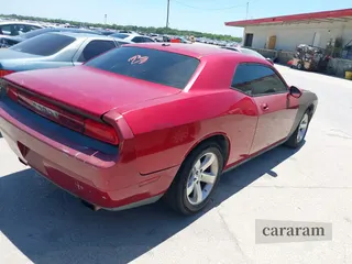 2009 Dodge Challenger SE