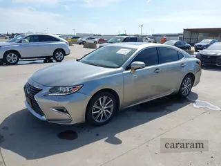 2017 Lexus ES 300h