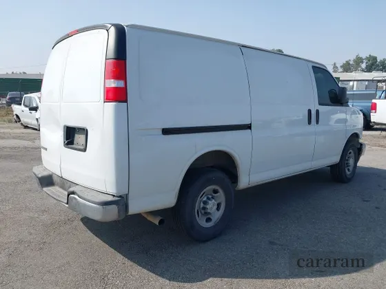 2024 Chevrolet Express Cargo