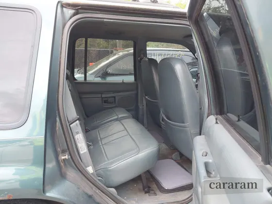 1997 Ford Explorer XL