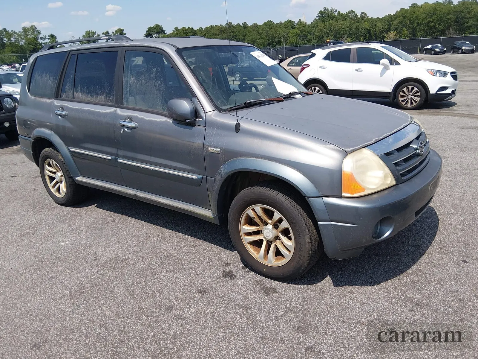 2005 Suzuki XL7 LX