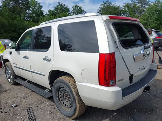 2010 Cadillac Escalade Premium