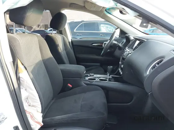 2016 Nissan Pathfinder SL