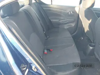 2018 Nissan Versa SV