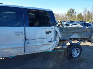 2003 Chevrolet Silverado 1500HD LS