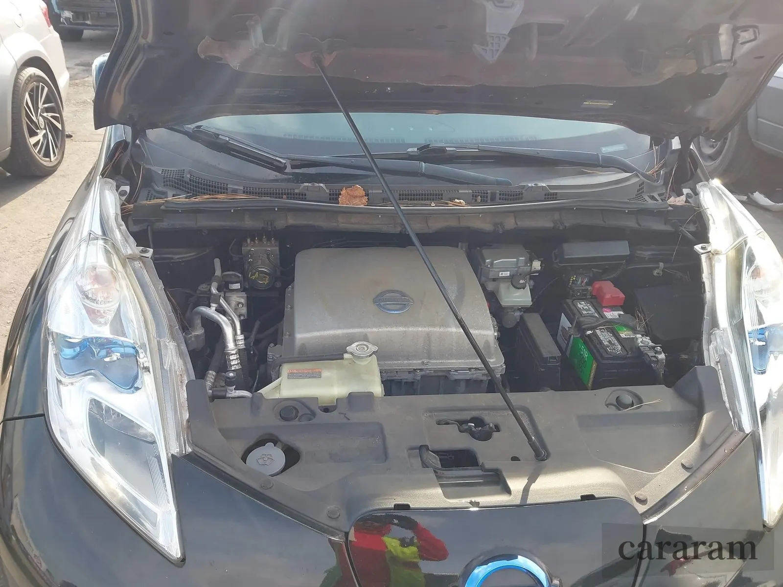 2013 Nissan LEAF S