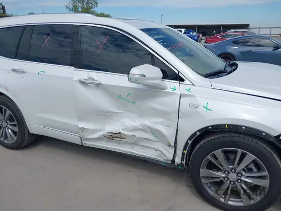 2024 Cadillac XT6 FWD Premium Luxury