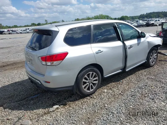 2013 Nissan Pathfinder SV
