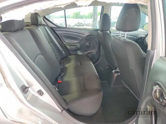 2019 Nissan Versa S Plus