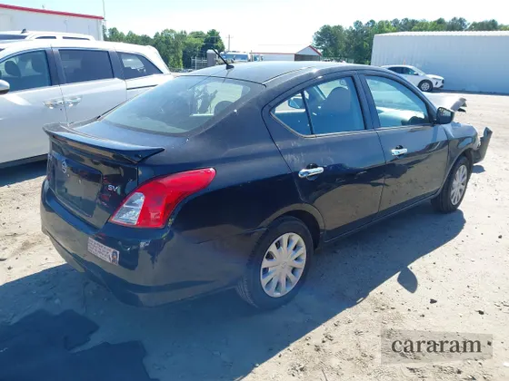 2018 Nissan Versa SV
