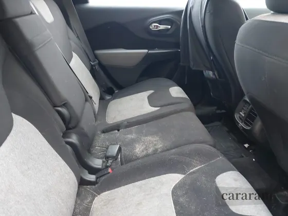 2014 Jeep Cherokee Sport
