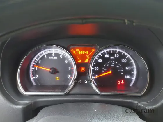 2013 Nissan Versa SV