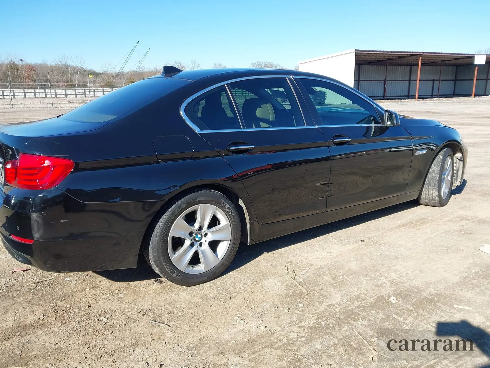 2011 BMW 5 Series 528i