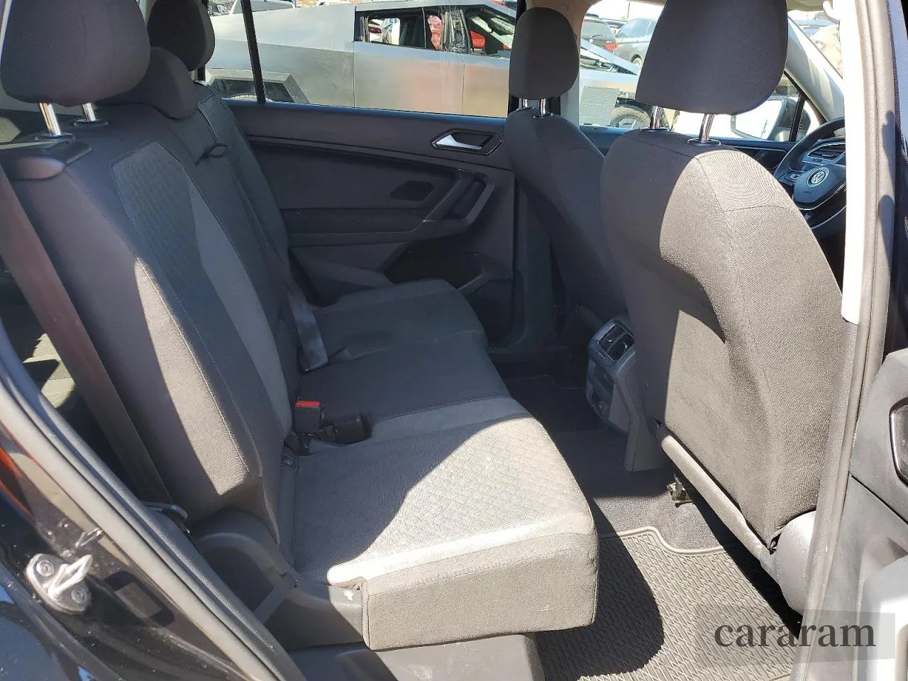 2018 Volkswagen Tiguan S