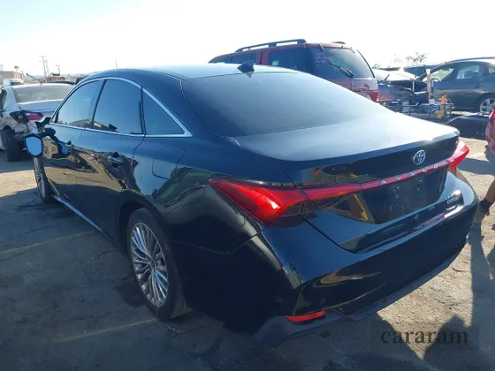 2022 Toyota Avalon Limited Hybrid