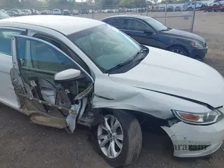 2011 Ford Taurus SEL