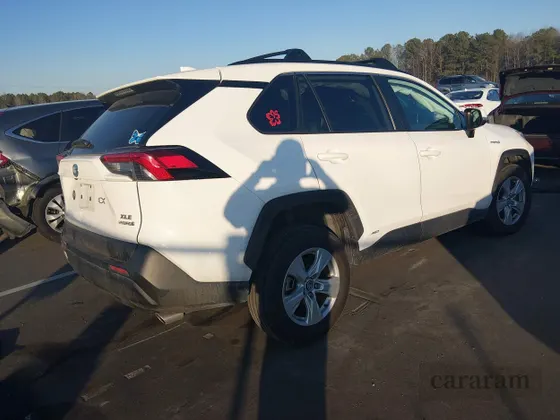 2020 Toyota RAV4 Hybrid XLE