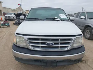 2002 Ford F-150 XLT