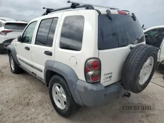 2005 Jeep Liberty Sport