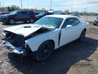 2015 Dodge Challenger SXT