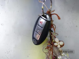 2011 Nissan Pathfinder LE