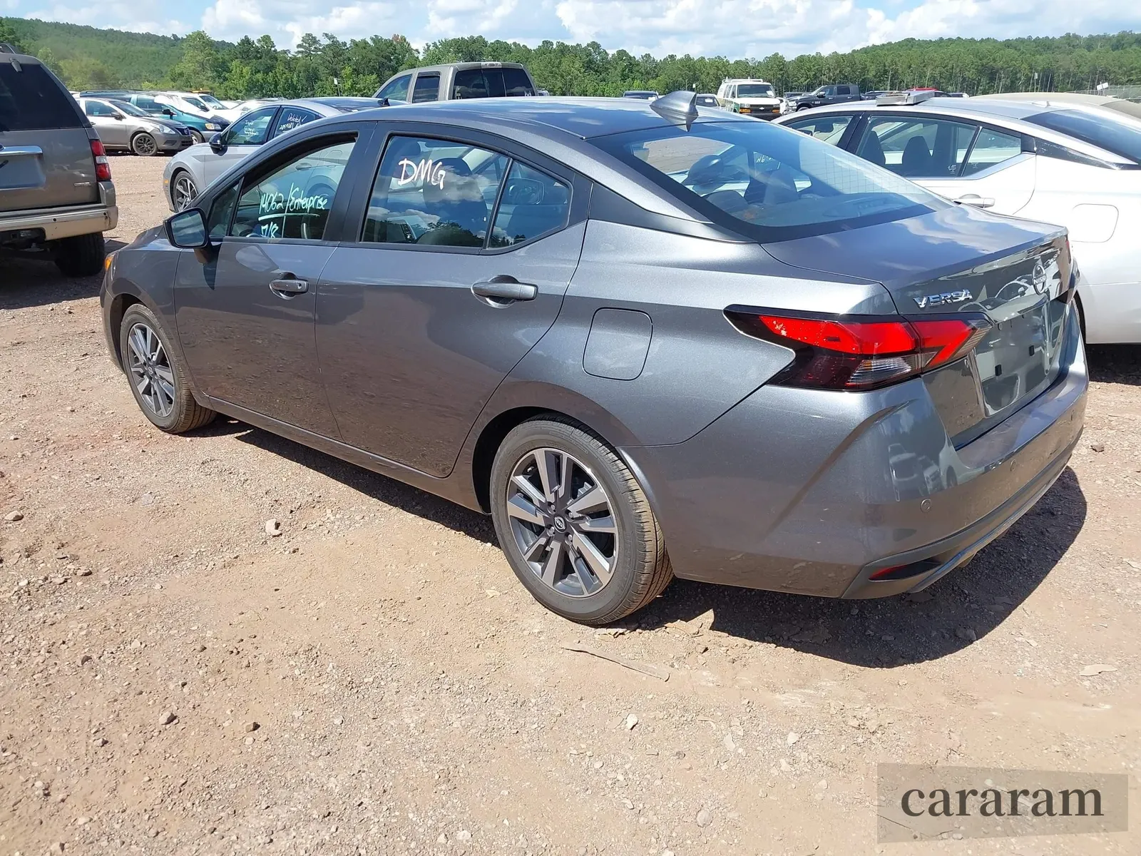 2023 Nissan Versa SV