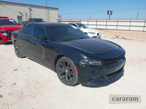 2015 Dodge Charger SXT