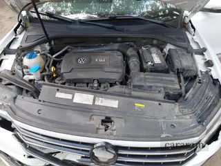 2016 Volkswagen Passat SE