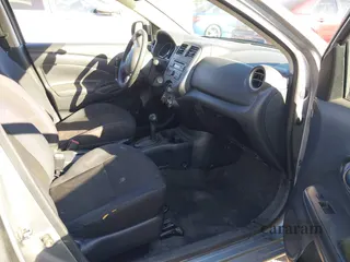 2012 Nissan Versa SL