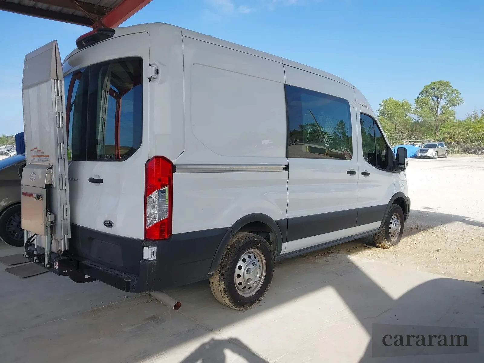 2023 Ford Transit Cargo
