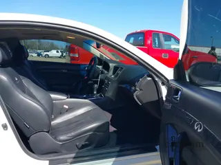 2010 Infiniti G37 Journey