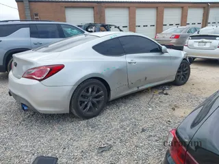 2013 Hyundai Genesis Coupe