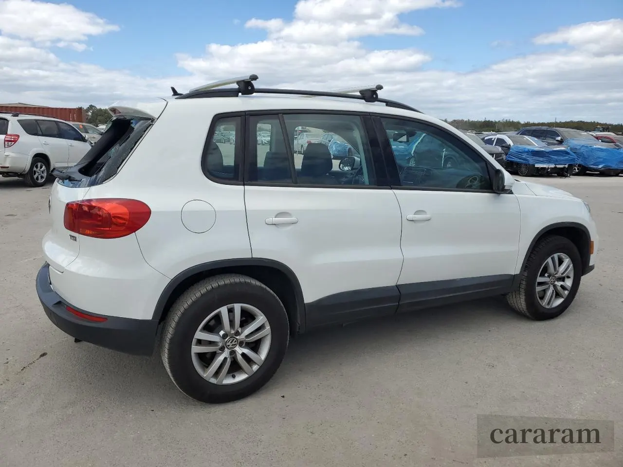 2016 Volkswagen Tiguan S