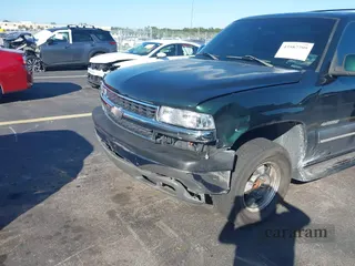 2002 Chevrolet Tahoe LS