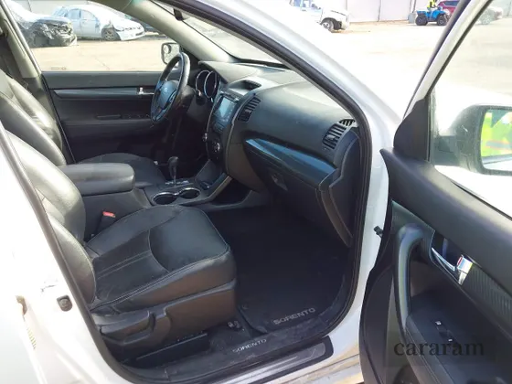 2011 Kia Sorento SX
