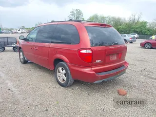 2005 Dodge Caravan SXT