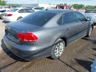 2015 Volkswagen Passat S