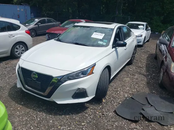 2021 Nissan Altima SR