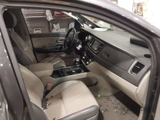 2017 Kia Sedona LX