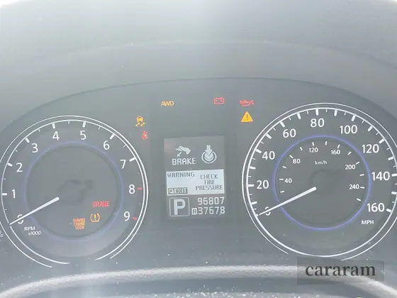 2015 Infiniti Q40