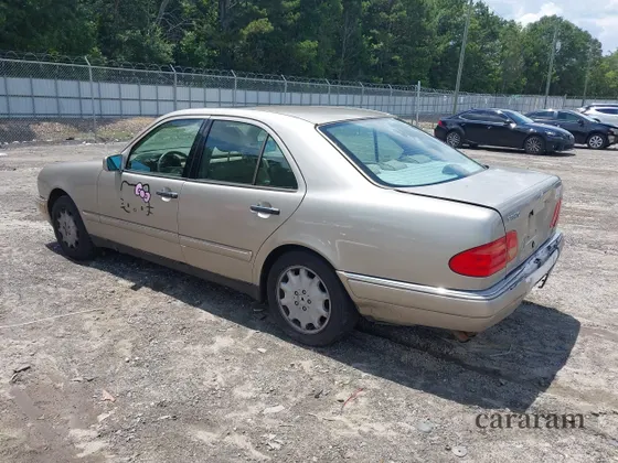 1998 Mercedes-Benz E 320