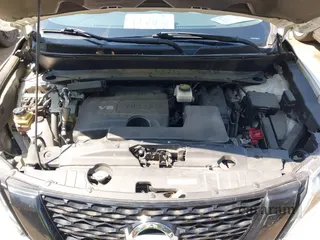 2020 Nissan Pathfinder SL