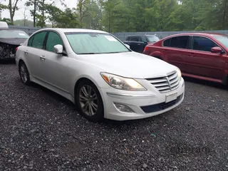 2013 Hyundai Genesis