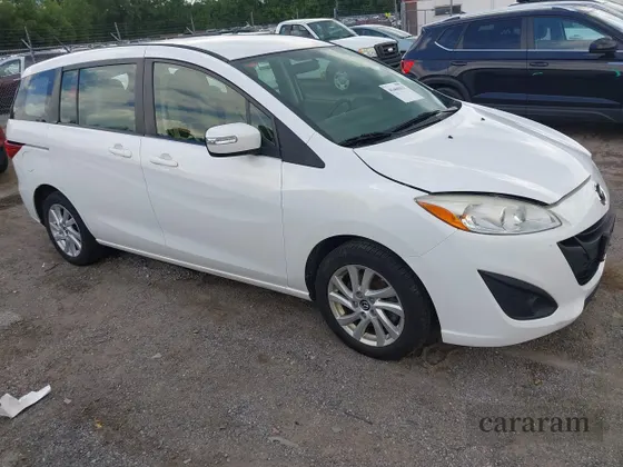 2013 Mazda 5 Sport